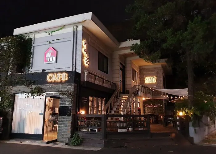 Family Hotel: Okidoki House