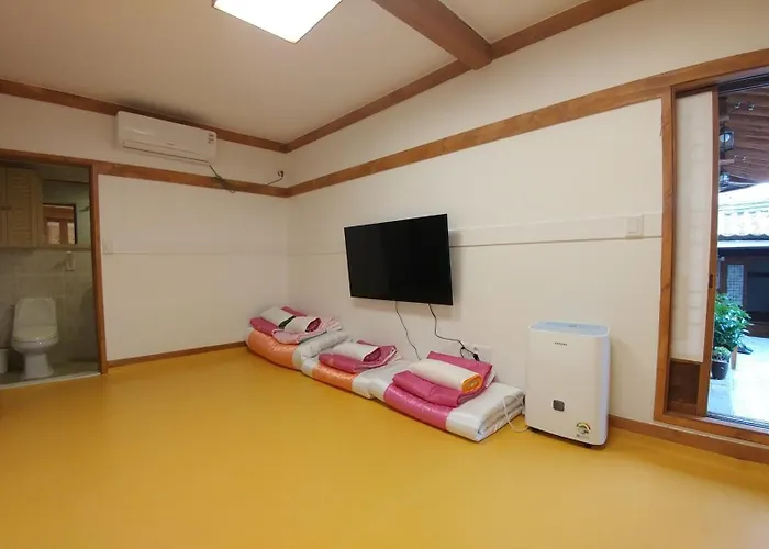 Sophia Hanok Guesthouse