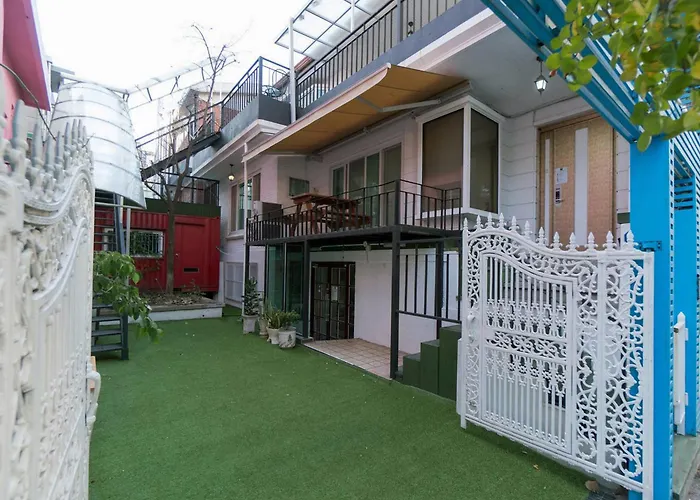 Cheap hotel: Hongdae Nanu Guesthouse Kpop